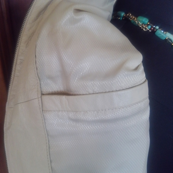Leather Jacket PHASE TWO - Picture 5 of 6